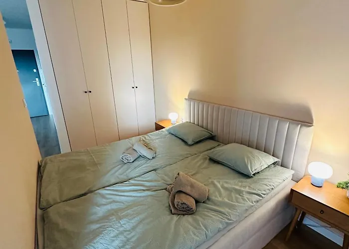 Flat דירה טרנובסקי גאורי